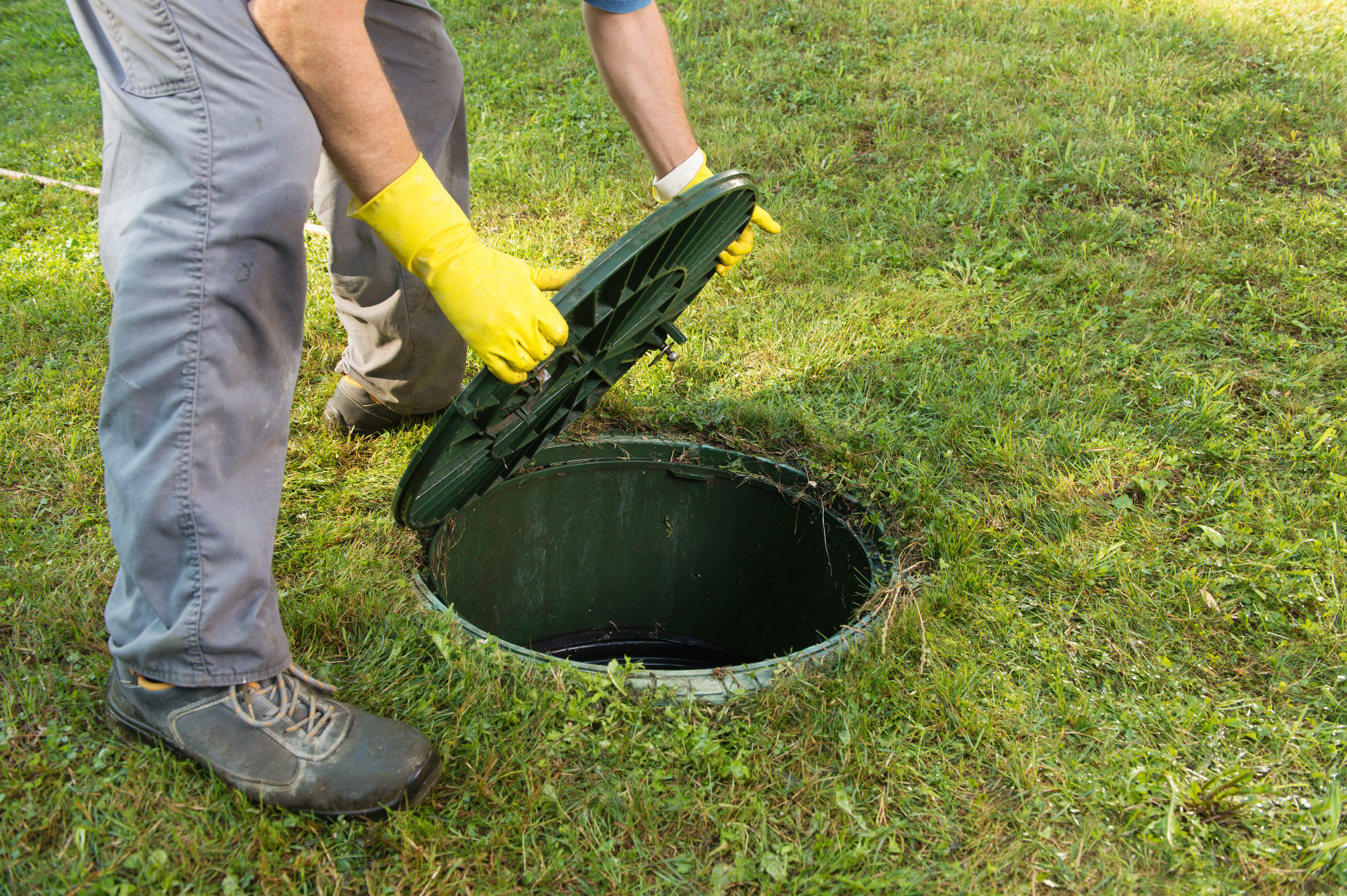 septic-tank-maintenance-double-h-septic-services commercial plumbing in oxford al,